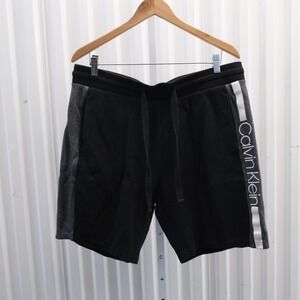 Calvin Klein Sweat Shorts Mens Large Black Gray Excellent Logo Side Stripe